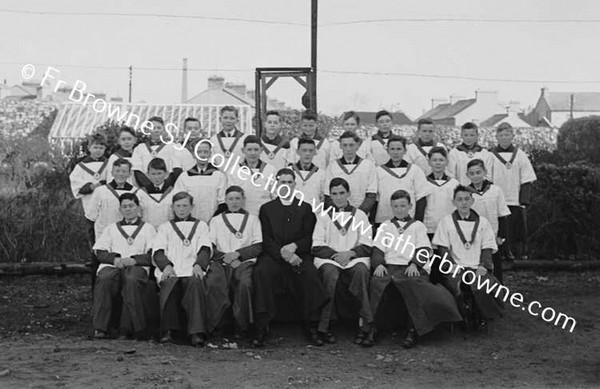 GROUP OF ALTAR BOYS ST IGNATIUS COLLEGE